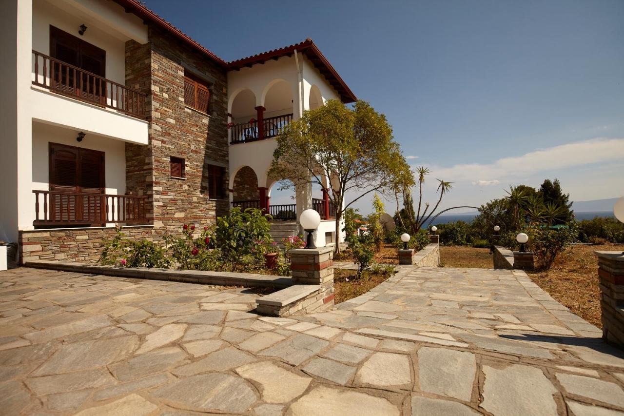Villa Maria By Rentalspro Services - Ouranoupoli Halkidiki Eksteriør billede