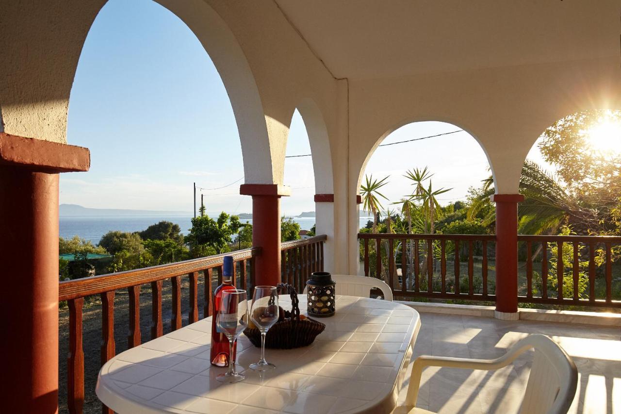Villa Maria By Rentalspro Services - Ouranoupoli Halkidiki Eksteriør billede