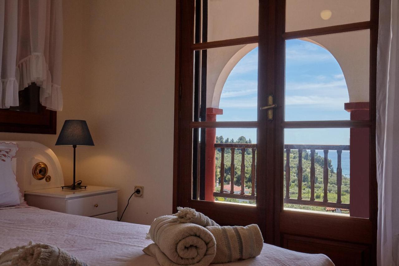 Villa Maria By Rentalspro Services - Ouranoupoli Halkidiki Eksteriør billede